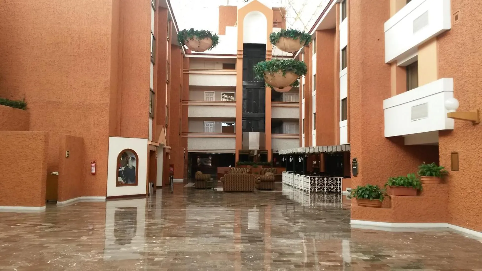 Hotel Country Plaza Guadalajara